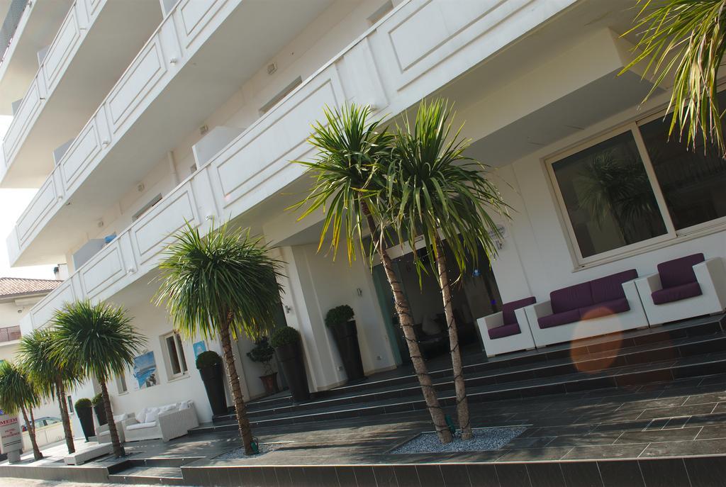 Medi Garden Hotel&Residence Alba Adriatica Ngoại thất bức ảnh