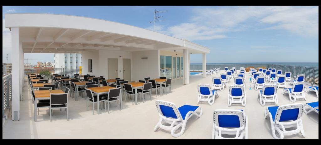Medi Garden Hotel&Residence Alba Adriatica Ngoại thất bức ảnh