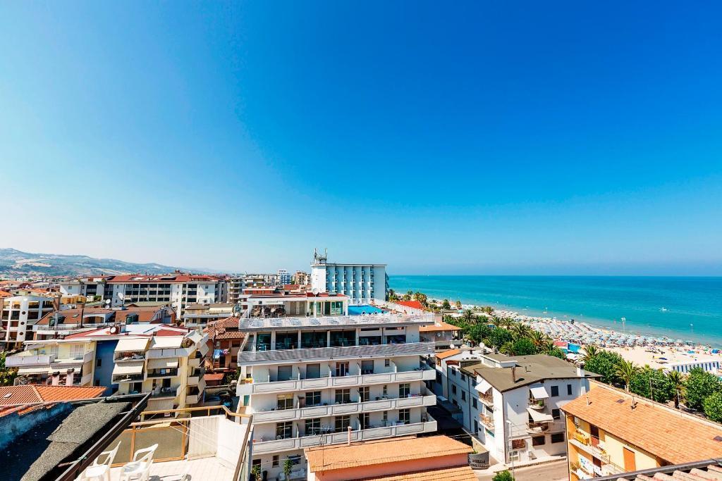 Medi Garden Hotel&Residence Alba Adriatica Ngoại thất bức ảnh