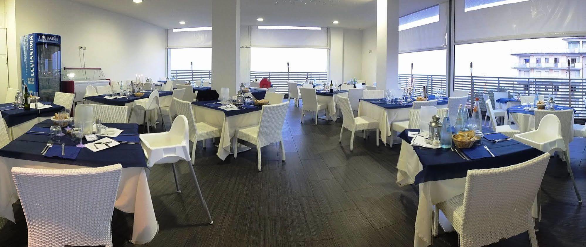 Medi Garden Hotel&Residence Alba Adriatica Ngoại thất bức ảnh
