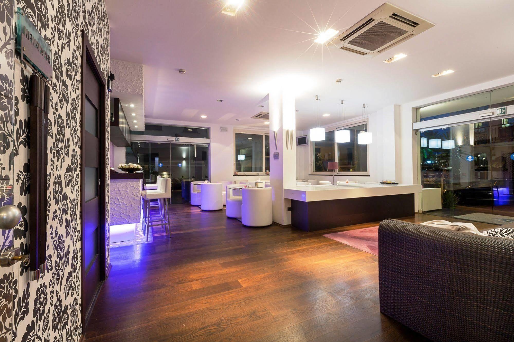 Medi Garden Hotel&Residence Alba Adriatica Ngoại thất bức ảnh